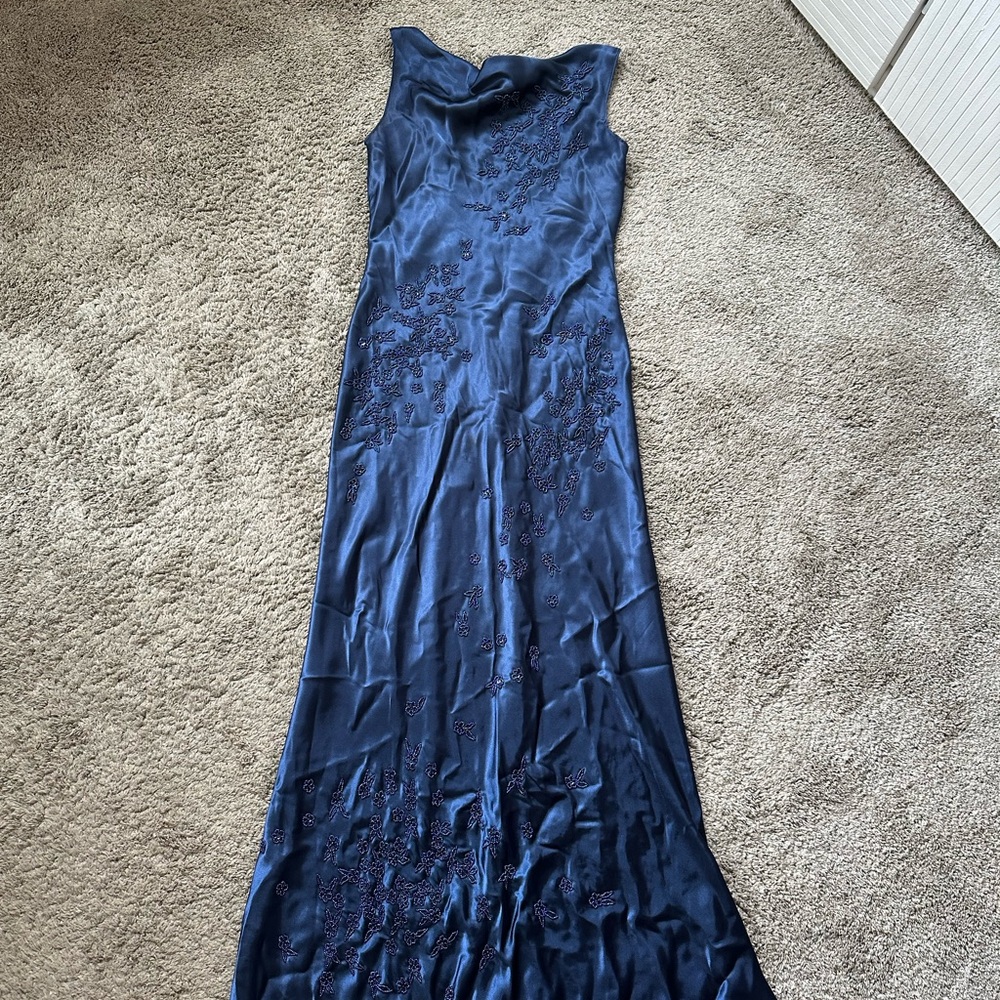Elegant Midnight Blue Maxi Dress (Fits a 6/8)